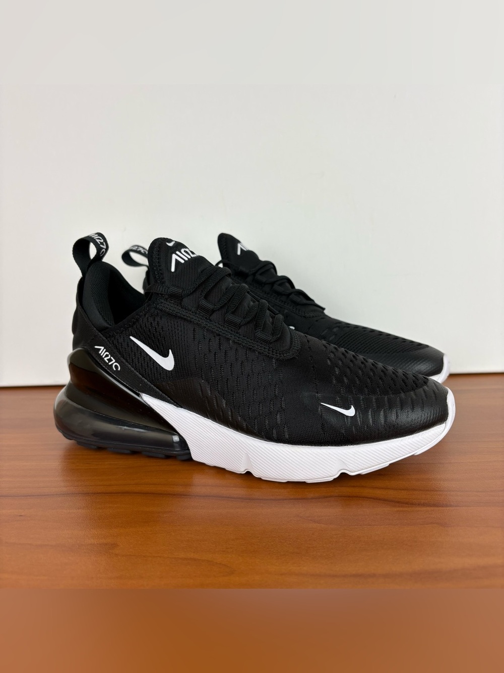 Nike Air Max 270 Sneakers
